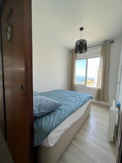 Les Pieds Dans L'Eau, La Tete Dans Les Nuages, Roses Apartment Exterior foto